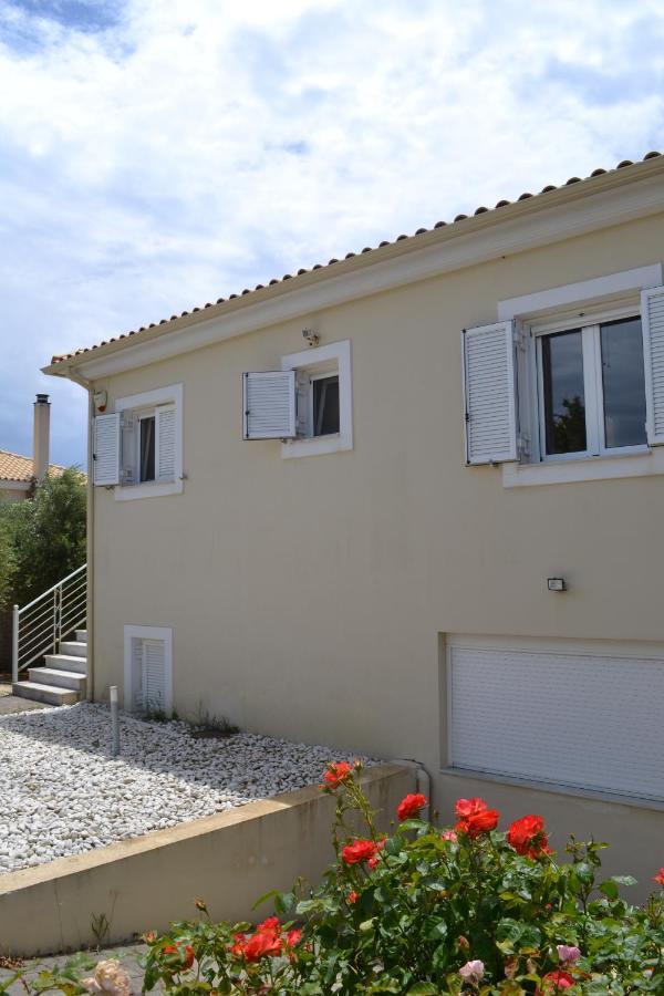 Villa Emma - Kamaria Home With Stunning Sea Views Buitenkant foto