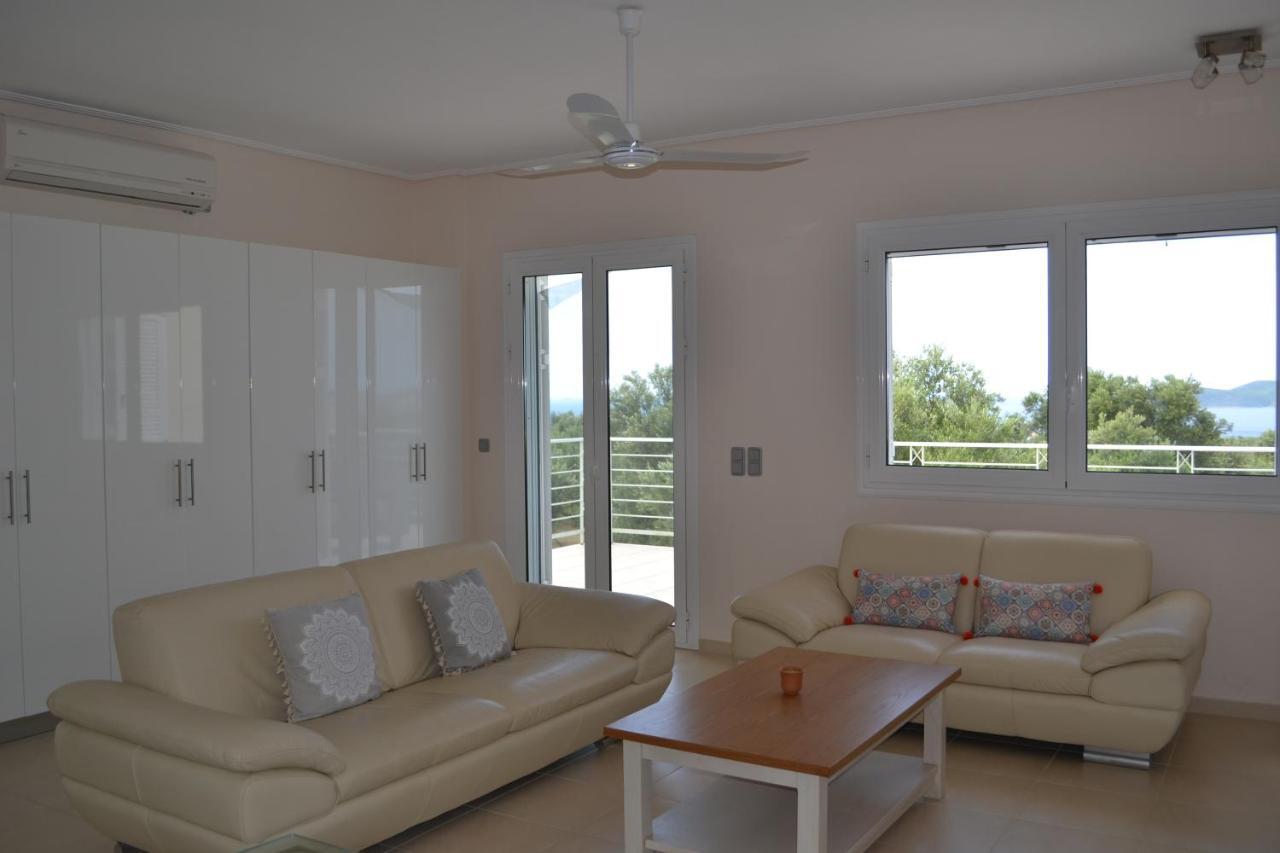 Villa Emma - Kamaria Home With Stunning Sea Views Buitenkant foto
