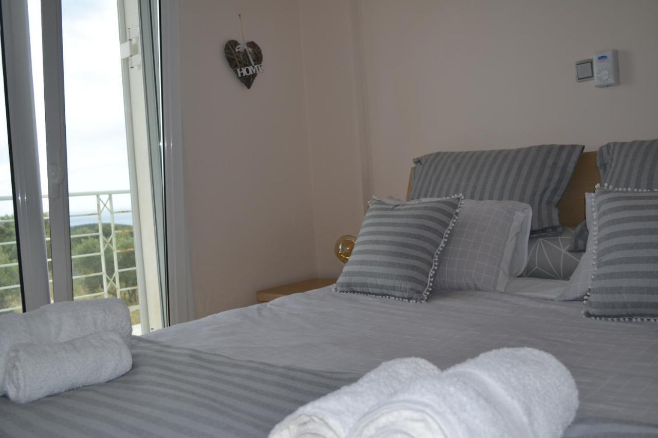 Villa Emma - Kamaria Home With Stunning Sea Views Buitenkant foto